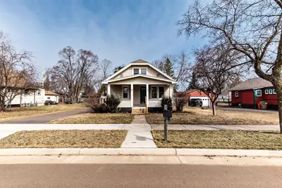 716 Mansfield Street, Chippewa Falls, WI 54729 - Photo 2