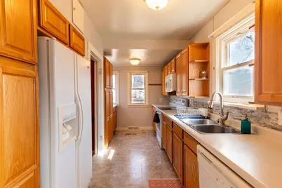 716 Mansfield Street, Chippewa Falls, WI 54729 - Photo 8