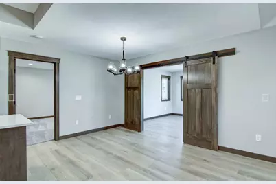 703 Sequoia Drive, Altoona, WI 54720 - Photo 6
