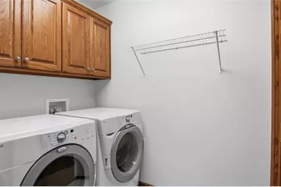 2528 E Princeton Avenue, Eau Claire, WI 54703 - Photo 18