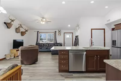 151 Fairview Court, Menomonie, WI 54751 - Photo 6