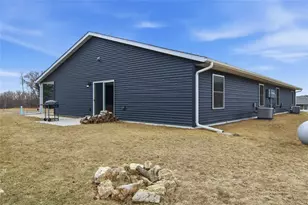 151 Fairview Ct, Menomonie, WI 54751 - Photo 40