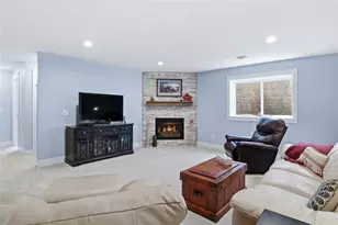 4974 Field Crest Ln, Eau Claire, WI 54701 - Photo 20