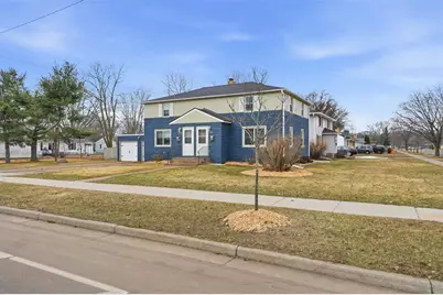 2006/2008 Keith Street #6 &amp; #8, Eau Claire, WI 54701 - Photo 2