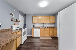 2006/2008 Keith Street #6 &amp #8, Eau Claire, WI 54701 - Photo 10