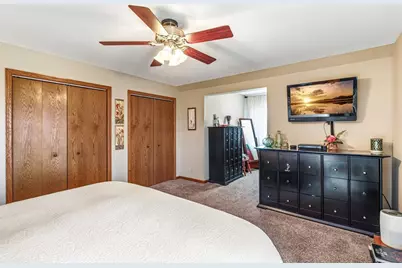 318 Paris Place, Eau Claire, WI 54703 - Photo 26