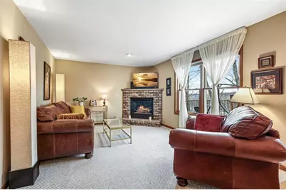 318 Paris Place, Eau Claire, WI 54703 - Photo 18