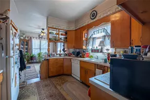 407 E 2nd St, Ladysmith, WI 54848 - Photo 8