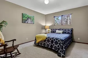 3065 Davis Dr, Eau Claire, WI 54701 - Photo 24