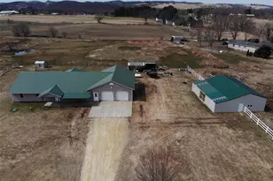 N34161 Glenville Ln, Blair, WI 54616 - Photo 58