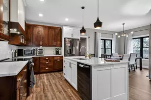 4642 S Oakwood Hills Pkwy, Eau Claire, WI 54701 - Photo 8