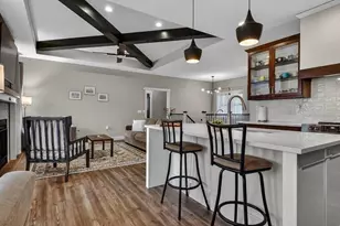 4642 S Oakwood Hills Pkwy, Eau Claire, WI 54701 - Photo 12