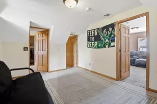 324 E 6th Ave, Stanley, WI 54768 - Photo 18