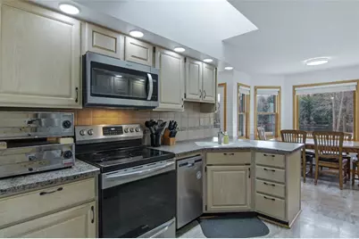 704 Phillips Avenue, Ladysmith, WI 54848 - Photo 6