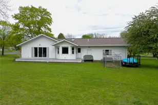 704 Phillips Ave, Ladysmith, WI 54848 - Photo 34