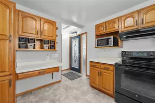 1104 Garfield Ave, Altoona, WI 54720 - Photo 8