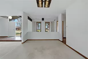 4322 Woodridge Dr, Eau Claire, WI 54701 - Photo 24