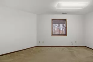 4322 Woodridge Dr, Eau Claire, WI 54701 - Photo 34