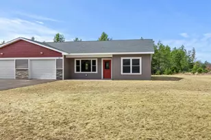 409 Russell St, Grantsburg, WI 54840 - Photo 4