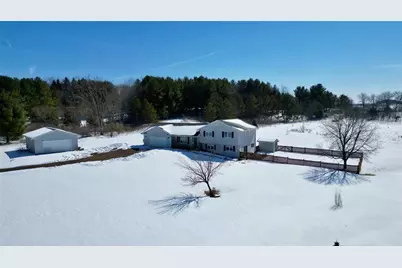 6323 17th Avenue, Eau Claire, WI 54703 - Photo 2