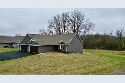 3941 Nicholas Drive, Menomonie, WI 54751 - Photo 4