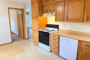 816 S Wisconsin Ave, Rice Lake, WI 54868 - Photo 8