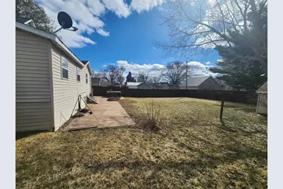 627 Gilman Street, Stanley, WI 54768 - Photo 4