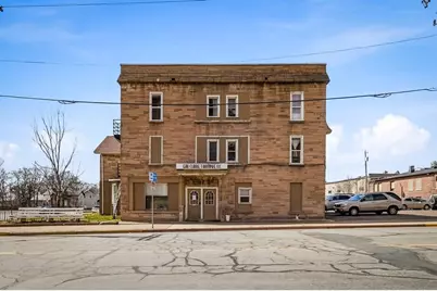 678 Wisconsin Street, Eau Claire, WI 54703 - Photo 1