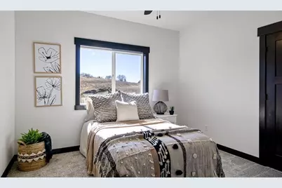 3327 Sunflower Lane, Eau Claire, WI 54703 - Photo 20