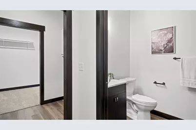 3329 Sunflower Lane, Eau Claire, WI 54703 - Photo 20