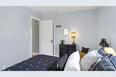 1621 Highland Avenue, Eau Claire, WI 54701 - Photo 34