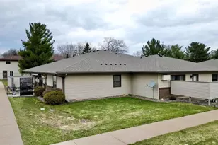 3434 Miller St, Eau Claire, WI 54701 - Photo 2