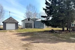 820 14th Ave, Almena, WI 54805 - Photo 4