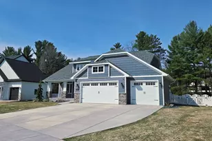 3746 Crest Ridge Ct, Eau Claire, WI 54701 - Photo 56