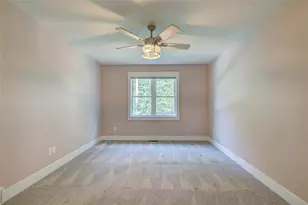 3746 Crest Ridge Ct, Eau Claire, WI 54701 - Photo 30