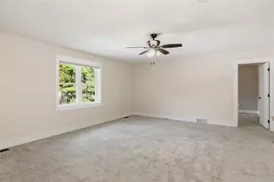 3746 Crest Ridge Ct, Eau Claire, WI 54701 - Photo 26