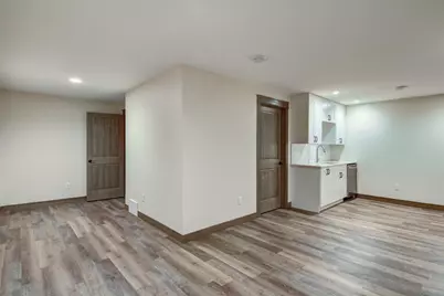 3746 Crest Ridge Court, Eau Claire, WI 54701 - Photo 40