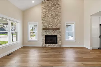 3746 Crest Ridge Court, Eau Claire, WI 54701 - Photo 4