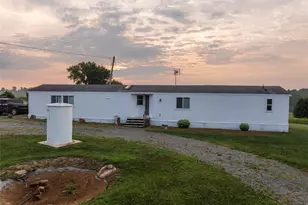 2742 Pray Ave, Neillsville, WI 54456 - Photo 10