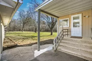 2804 North Ln, Eau Claire, WI 54703 - Photo 8