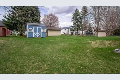512 Windsor Forest Drive, Altoona, WI 54720 - Photo 6
