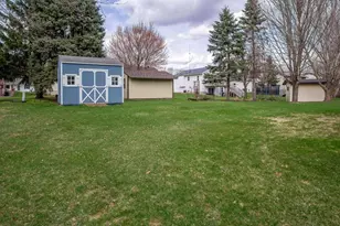512 Windsor Forest Dr, Altoona, WI 54720 - Photo 6