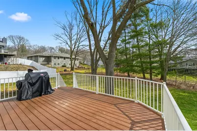 1011 Thompson Drive, Altoona, WI 54720 - Photo 38