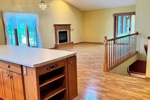 945 Cambridge Ct, Altoona, WI 54720 - Photo 10