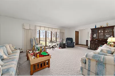 4731 Clairemont Avenue, Eau Claire, WI 54703 - Photo 4