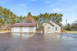 1812 Peterson Ave, Eau Claire, WI 54703 - Photo 2