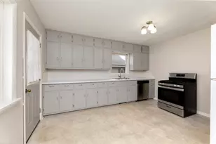 608 Fillmore Street St, Black River Falls, WI 54615 - Photo 10