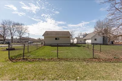 1621 2nd Avenue, Menomonie, WI 54751 - Photo 6