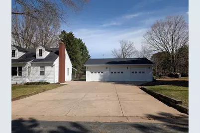 1521 6th Avenue, Menomonie, WI 54751 - Photo 4