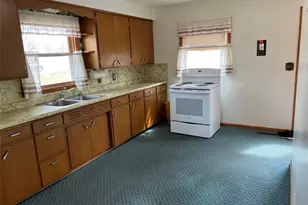 3650 Mayer Rd, Eau Claire, WI 54701 - Photo 8